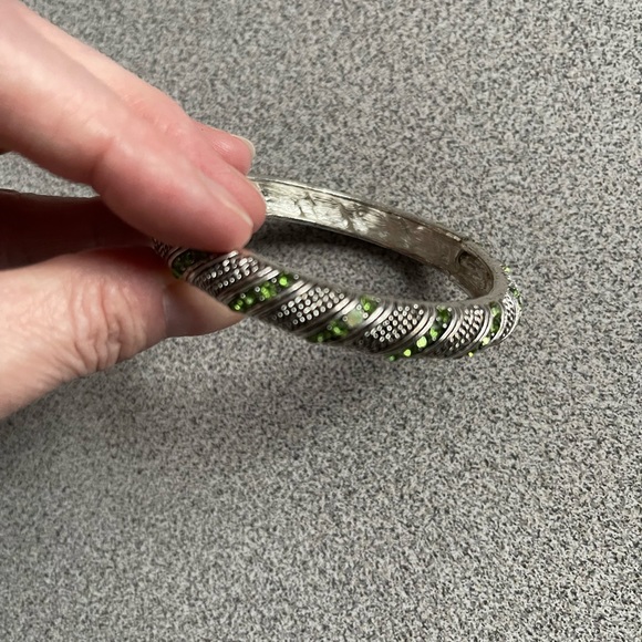 Silver Toned & Green Rhinestone Metal Bracelet - Picture 6 of 8